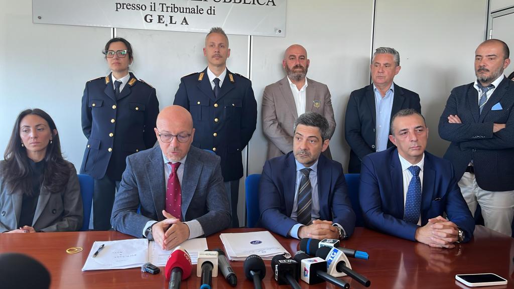 Al momento stai visualizzando Frana di Niscemi: 13 indagati, coinvolti Schifani e ex presidenti Lombardo, Crocetta e Musumeci