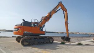 Scopri di più sull'articolo Avviati i lavori per la rimozione della Posidonia a Porto Palo