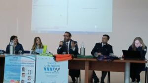 Scopri di più sull'articolo Studenti dell’Is “Sciascia-Gallo” protagonisti di un’importante lezione di sicurezza stradale