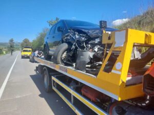 Scopri di più sull'articolo Incidente tra Aragona e Comitini: tre persone ferite nello scontro auto