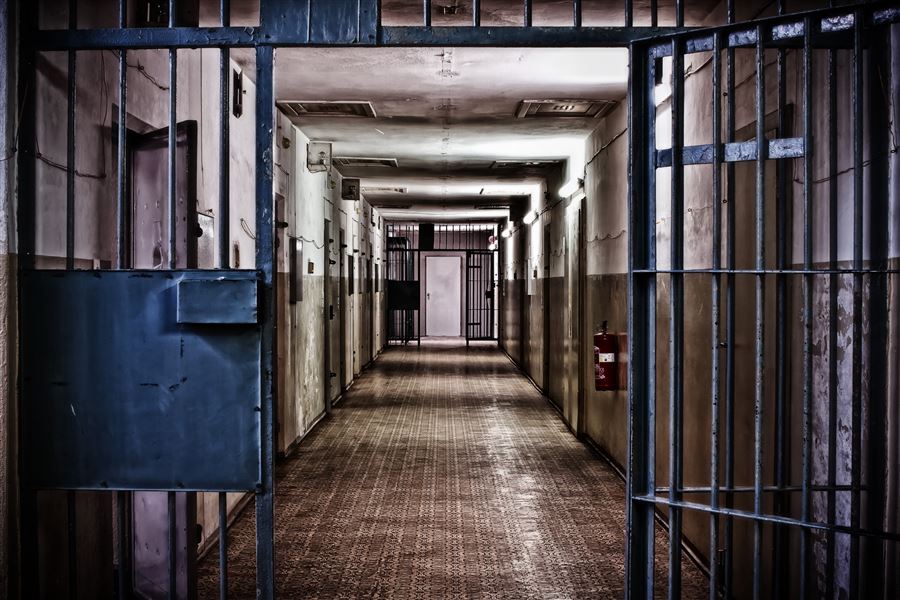 Al momento stai visualizzando Aggressioni in carcere: detenuto attacca ispettore, OSAPP chiede interventi urgenti