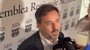 Scopri di più sull'articolo Catanzaro esprime solidarietà al sindaco Clemente per la Posidonia a Menfi