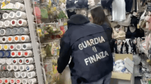 Scopri di più sull'articolo Sequestro di oltre 22 mila articoli non sicuri da parte della Gdf