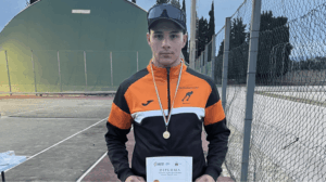 Scopri di più sull'articolo Flavio Turano trionfa nei 400 metri sprint ai campionati regionali di pattinaggio