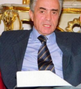 Scopri di più sull'articolo Calogero Sodano appoggia Gentile: un piano per il rilancio di Agrigento