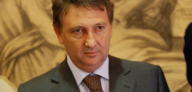Al momento stai visualizzando Luigi Gentile è il candidato sindaco di Lega e DC con lista “firettiana