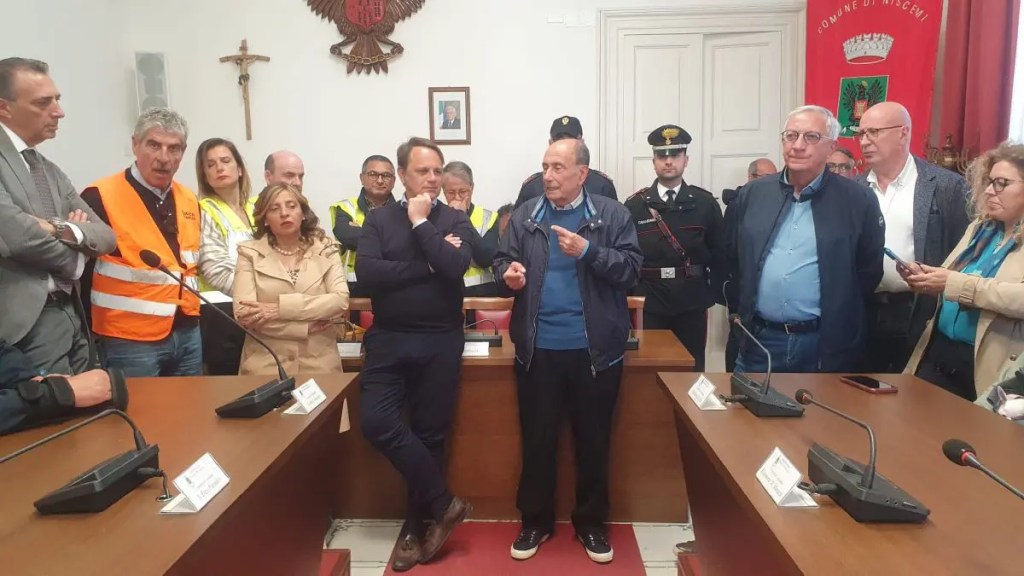 Al momento stai visualizzando Nuove abitazioni per gli sfollati della frana di Niscemi: Schifani interviene
