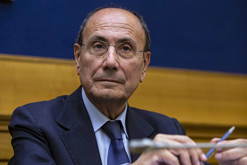 Al momento stai visualizzando Tre nuovi assessori scelti da Schifani sorprendono la politica locale