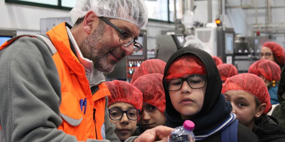 Al momento stai visualizzando Acqua Vera accoglie le scuole: un’opportunità per gli studenti locali