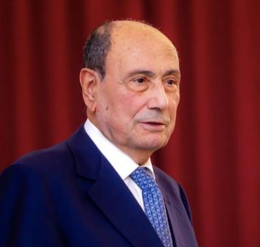 Al momento stai visualizzando Aperta la piattaforma IRFIS per incentivare nuove assunzioni e occupazione