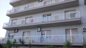 Scopri di più sull'articolo Villa Serena accoglie l’arte dei mandala: un nuovo percorso creativo a Palermo