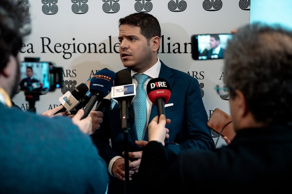 Al momento stai visualizzando Inizia il processo per corruzione contro il presidente dell’Ars Galvagno