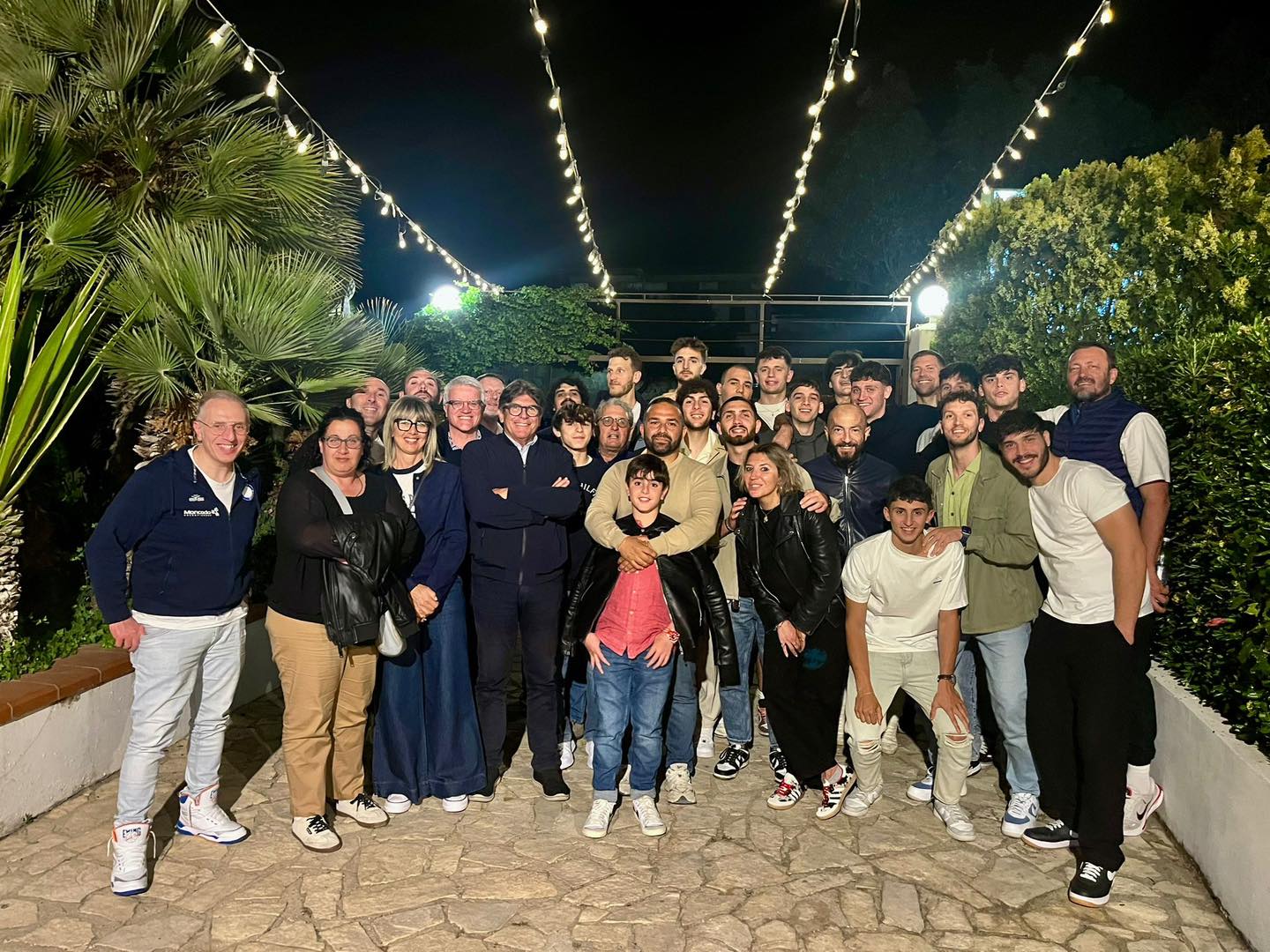 Al momento stai visualizzando Fortitudo in festa: chiusa la stagione di Basket B1, parla Cagnardi