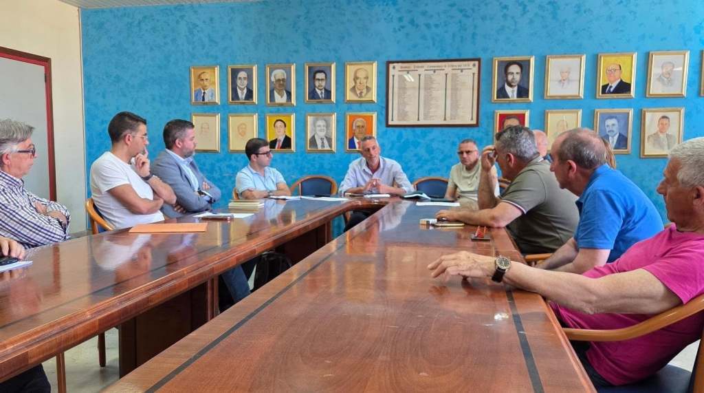 Al momento stai visualizzando Carmelo Pace avvia le sue prime riunioni da sindaco a Ribera