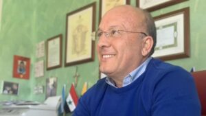 Scopri di più sull'articolo Di Rosa sospende la rivoluzione e diventa vicesindaco di Agrigento