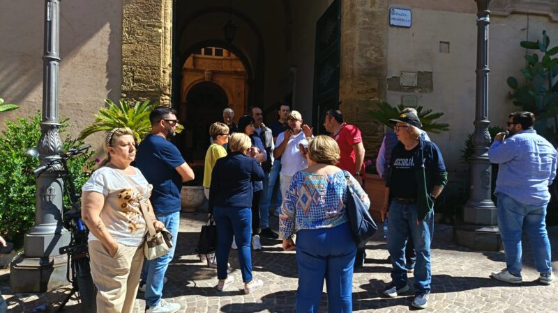 Al momento stai visualizzando Residenti di Maddalusa in protesta: da giorni senza acqua, chiedono aiuto al Municipio