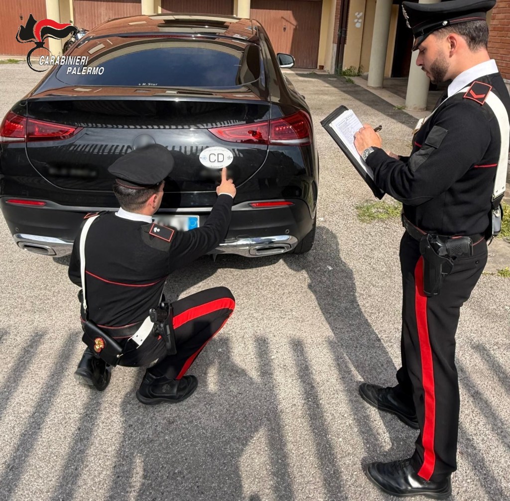 Al momento stai visualizzando Finge di essere diplomatico ONU, arrestato dai carabinieri