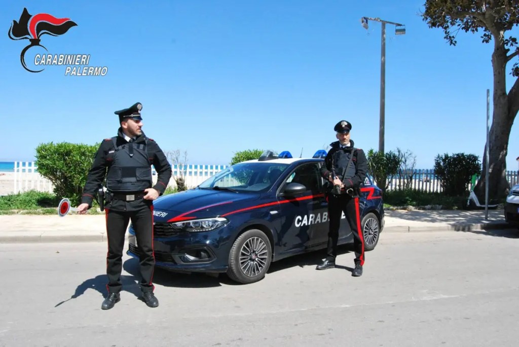 Scopri di più sull'articolo Arrestati turisti che hanno forzato un posto di blocco dei carabinieri