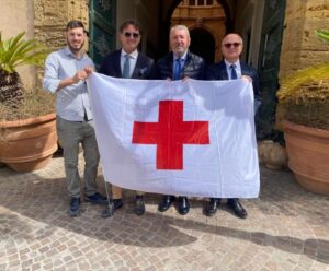 Scopri di più sull'articolo Agrigento celebra la Croce Rossa con l’alzata della bandiera comunale