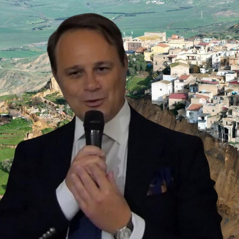 Al momento stai visualizzando Niscemi, il sindaco Conti interrogato per nove ore sulla frana