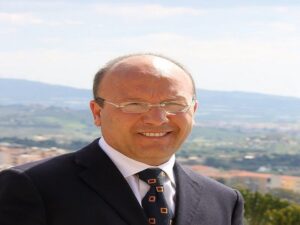 Scopri di più sull'articolo Ballottaggio ad Agrigento: Di Rosa valuta l’eventuale alleanza elettorale