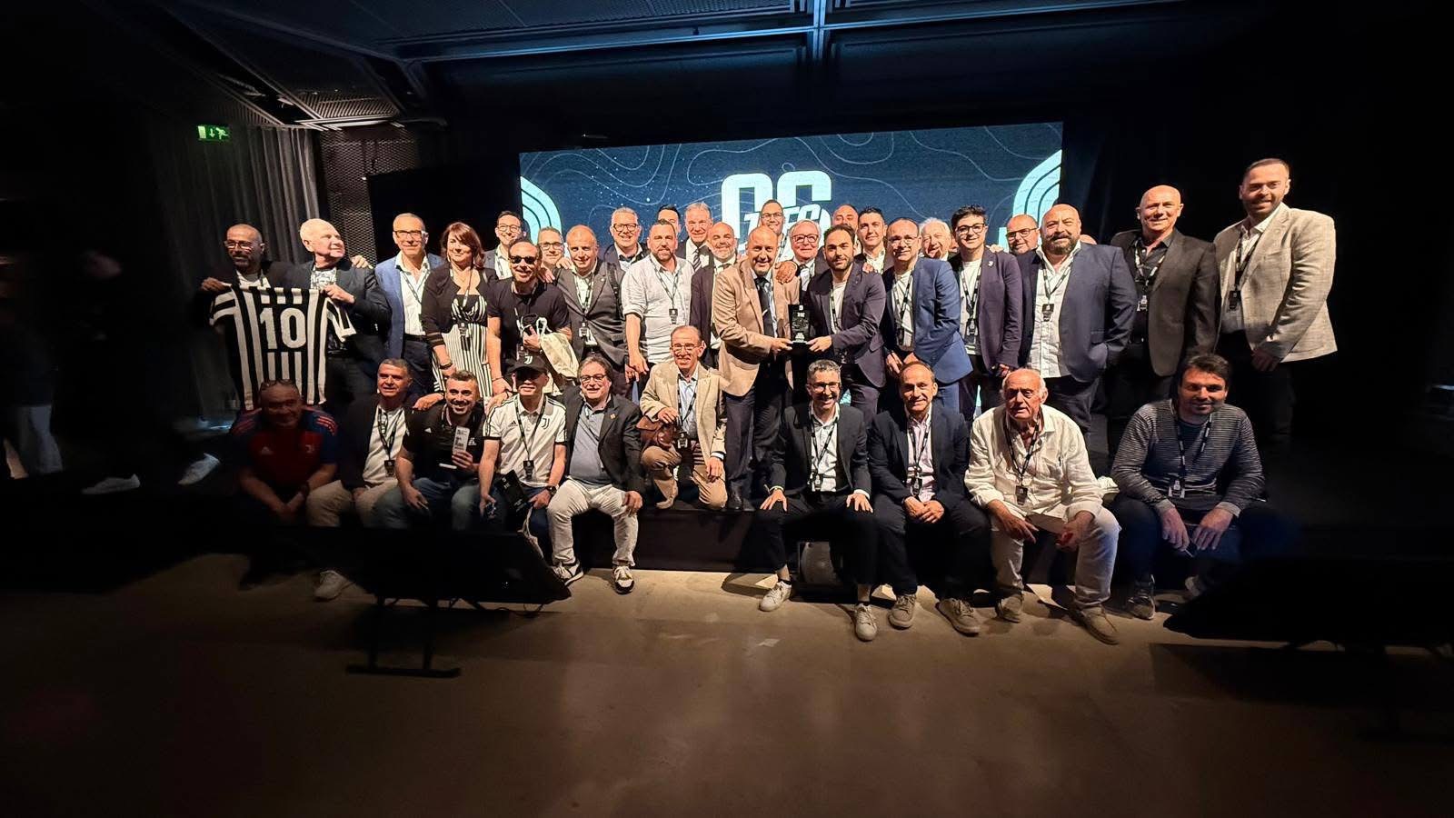 Al momento stai visualizzando Raduno degli Juventus Club a Giardini Naxos: trionfa la passione bianconera