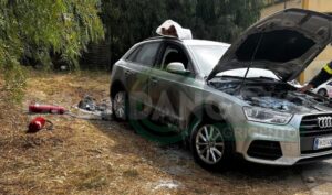 Scopri di più sull'articolo Incendio dell’auto di un’insegnante a Canicattì, avviate le indagini