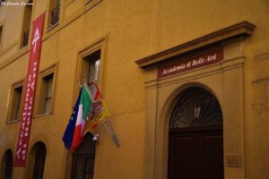 Scopri di più sull'articolo Comune ordina sfratto all’Accademia Michelangelo per affitto non pagato