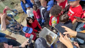 Scopri di più sull'articolo Piccoli pazienti oncoematologici di Palermo in visita ai tesori del mare