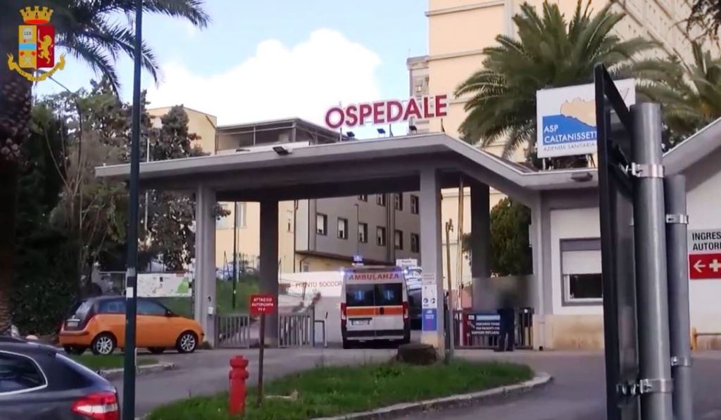Al momento stai visualizzando Indagine su presunto bullismo dopo il volo dal terzo piano di un ragazzo