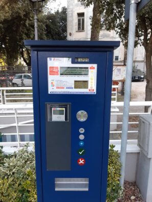 Al momento stai visualizzando Danneggia parcometri per rubare: denunciato un 40enne a Canicattì