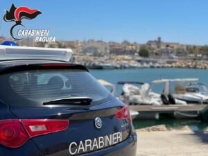 Scopri di più sull'articolo Arrestato tunisino ricercato dopo inseguimento in scooter a Scoglitti