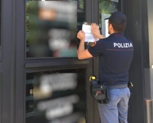 Scopri di più sull'articolo Sospesa l’attività di un centro scommesse frequentato da pregiudicati