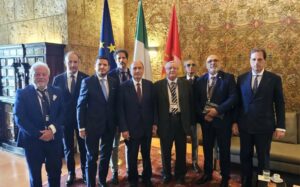 Scopri di più sull'articolo Caro carburante, incontro all’Ars tra Schifani, Galvagno e armatori siciliani