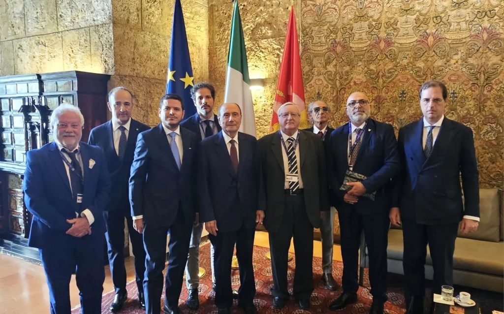 Al momento stai visualizzando Caro carburante, incontro all’Ars tra Schifani, Galvagno e armatori siciliani