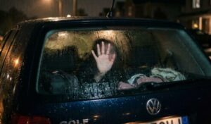 Scopri di più sull'articolo Allerta sequestro a Caltanissetta: amante trovata nel bagagliaio di un’auto