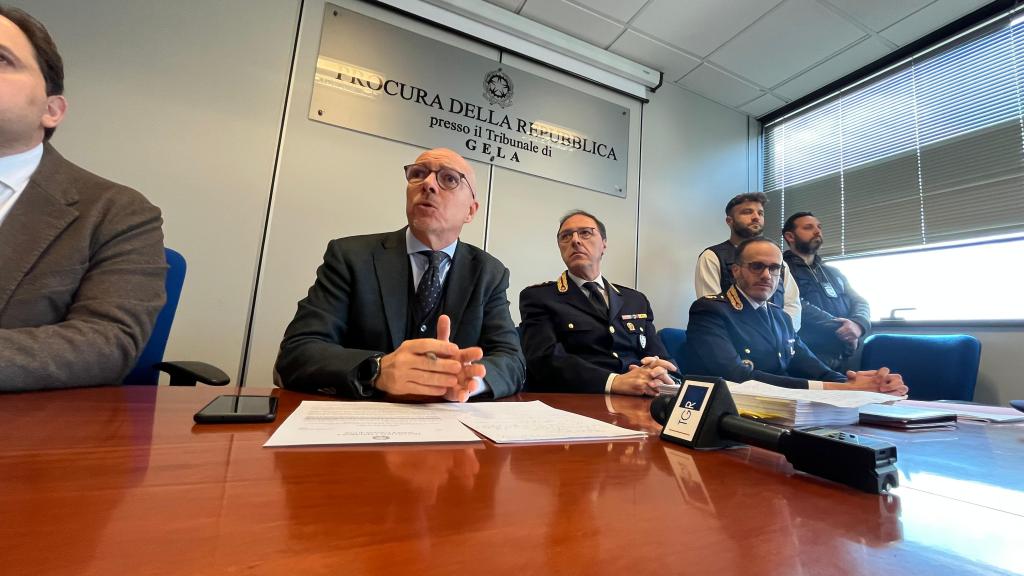 Al momento stai visualizzando Due cugini arrestati dopo la rapina da 100 mila euro a un gioielliere agrigentino