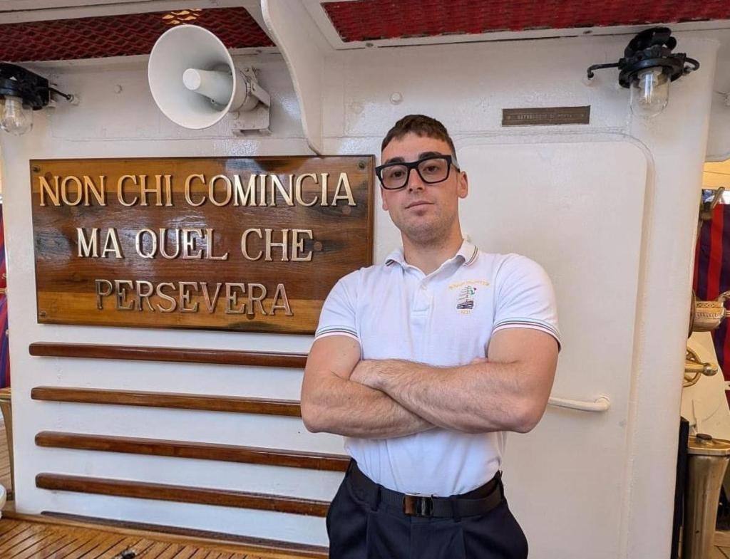 Scopri di più sull'articolo Antonio racconta il suo viaggio sull’Amerigo Vespucci da Racalmuto