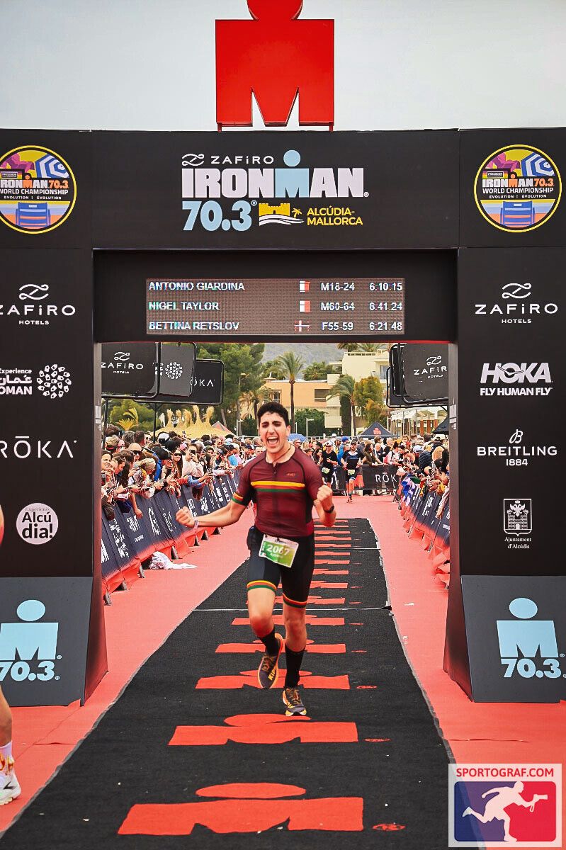 Scopri di più sull'articolo Canicattinese Giardina conquista Mallorca all’Ironman 70.3 in 6h10