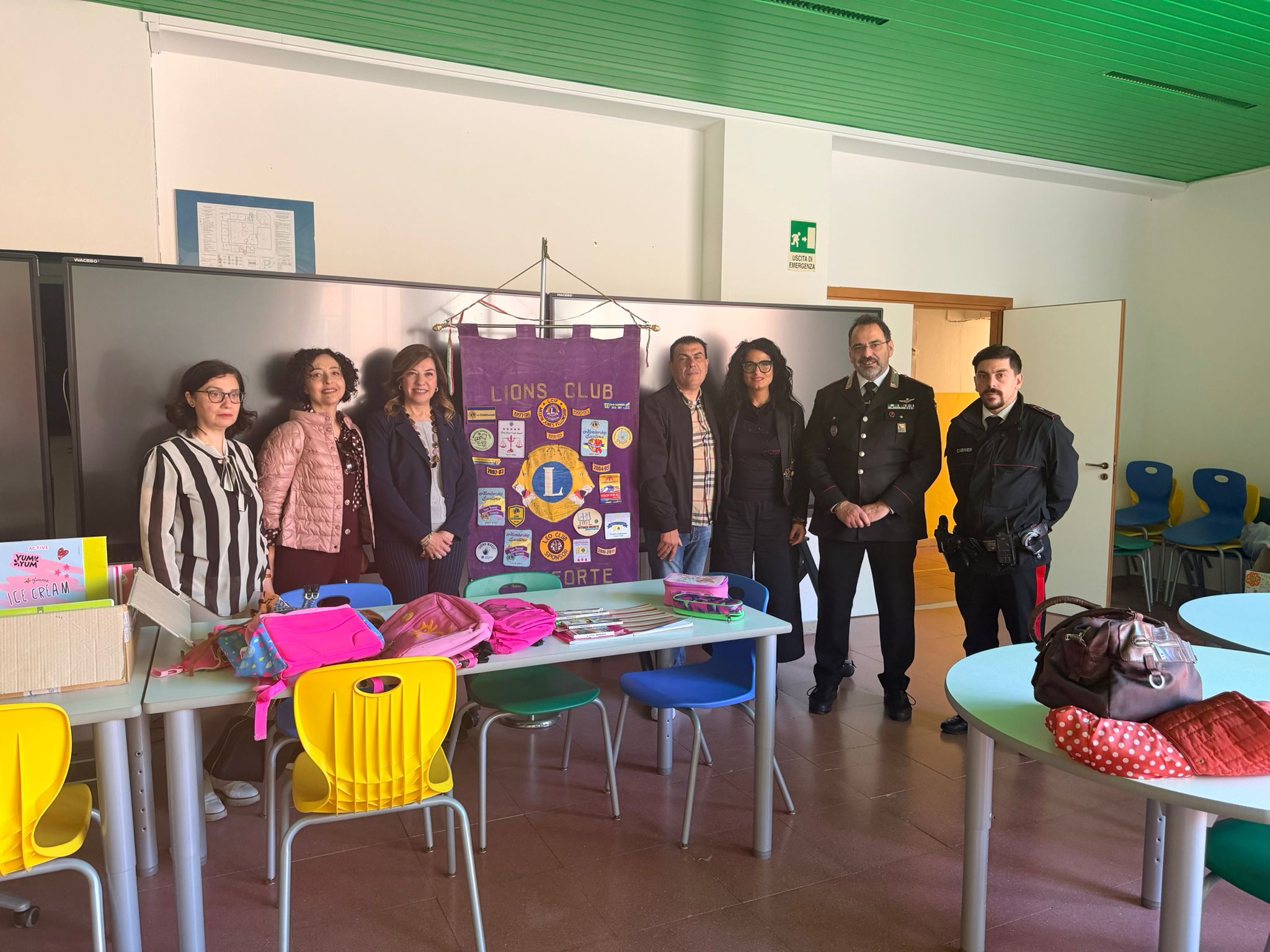 Scopri di più sull'articolo Ad Assoro parte il service “Zaino Sospeso” del Lions Club Leonforte