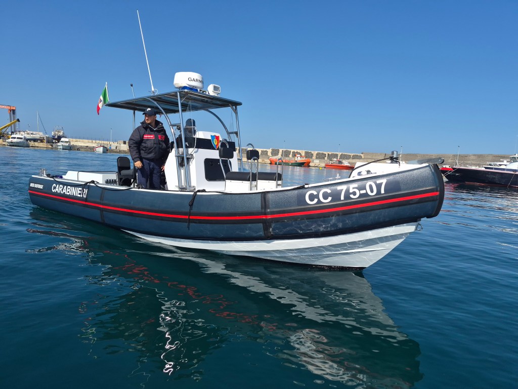 Scopri di più sull'articolo Nuovo battello per i Carabinieri: sicurezza potenziata a Pantelleria