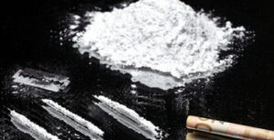 Scopri di più sull'articolo Arrestato 38enne mentre ritira un pacco di cocaina sul tetto