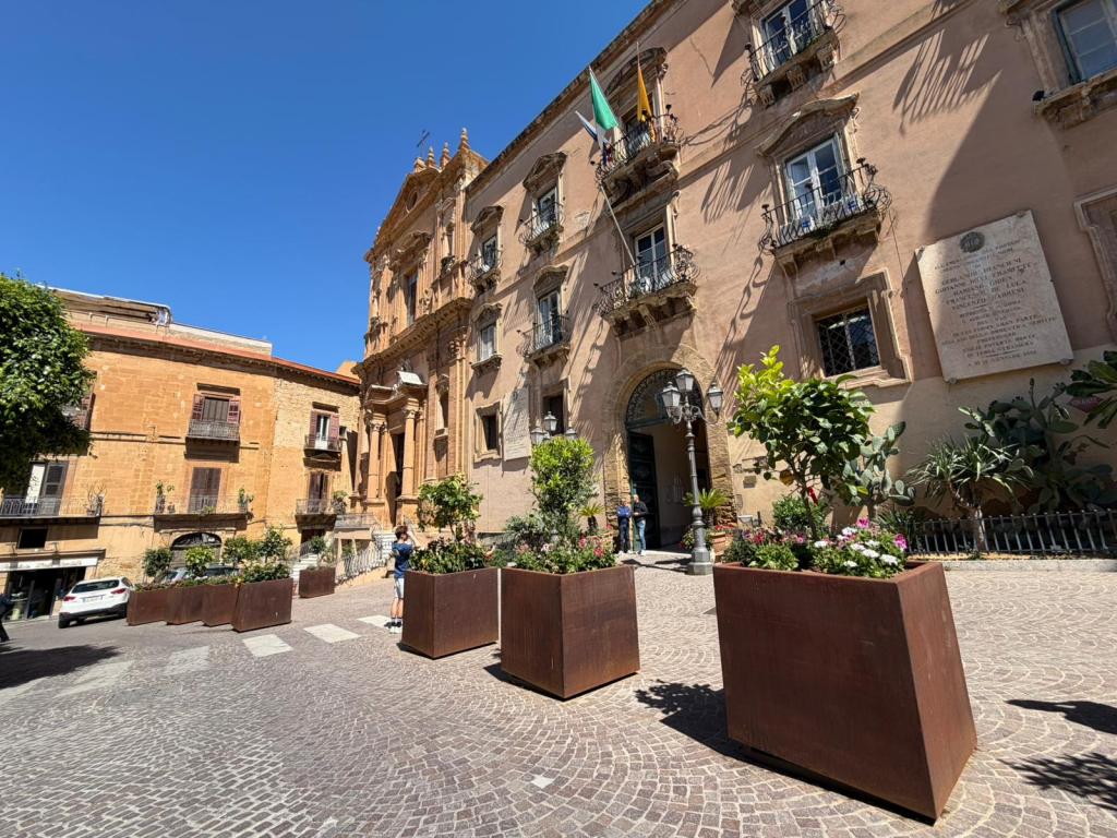 Al momento stai visualizzando Campagna elettorale ad Agrigento: comizi e appelli infuocano gli ultimi giorni