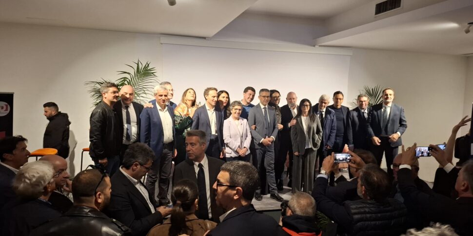 Al momento stai visualizzando A Sciacca il Pd si ritrova, Bonaccini: ora è compito di Schlein unire il partito