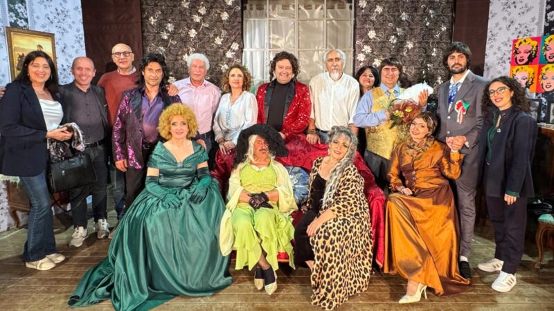 Scopri di più sull'articolo Il “Donna Fugata” della compagnia “Angelo Musco” di Riesi trionfa tra pubblico e critica