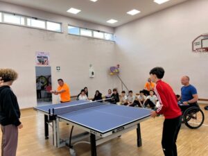 Scopri di più sull'articolo Torneo di Tennis Tavolo Inclusivo all’Istituto Rapisardi: un grande successo per lo sport e l’inclusione