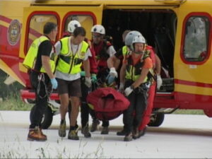Scopri di più sull'articolo Bambino di 10 anni cade dal balcone: lotta per la vita in ospedale