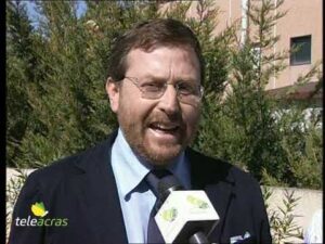 Scopri di più sull'articolo Teleacras – Scontro tra autobottisti e Aica per vuoto contrattuale