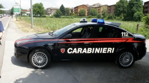 Al momento stai visualizzando Denunciato un uomo per l’incendio di rifiuti in zona residenziale