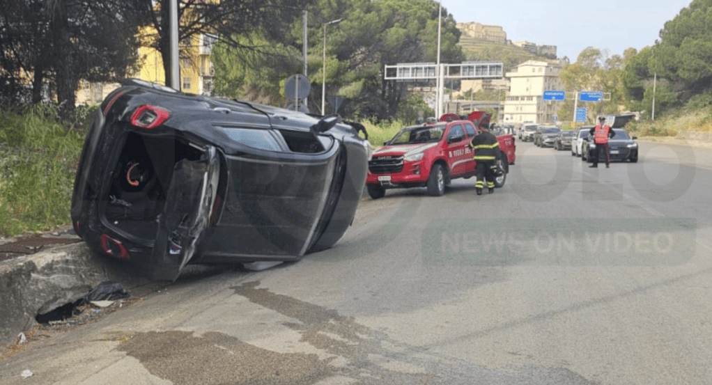 Scopri di più sull'articolo Incidente a Fontanelle: auto si ribalta e ferisce un 59enne